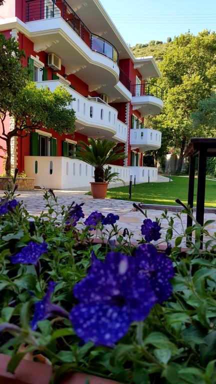 Oasis Exclusive Aparthotel Parga Eksteriør bilde
