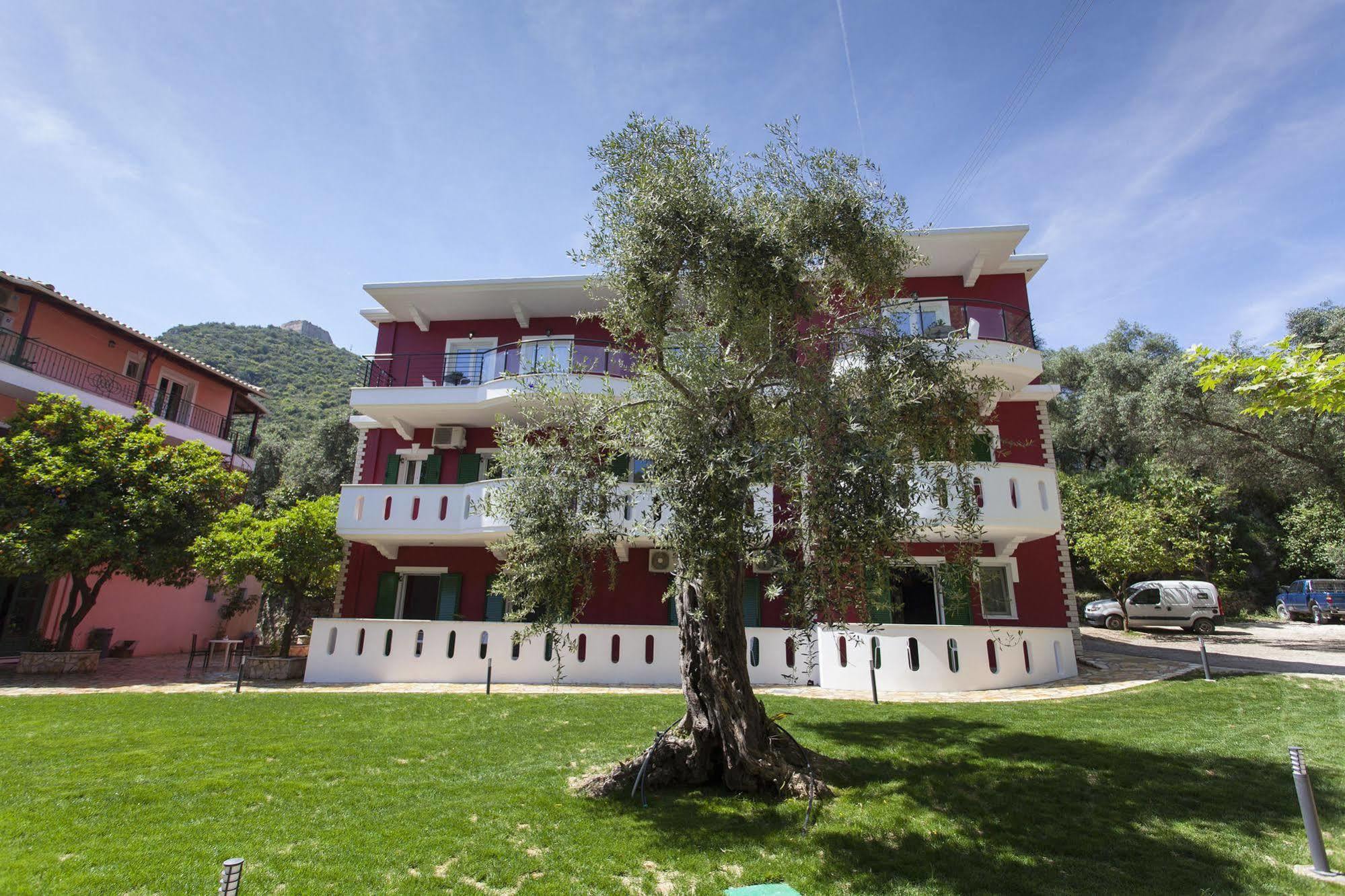 Oasis Exclusive Aparthotel Parga Eksteriør bilde